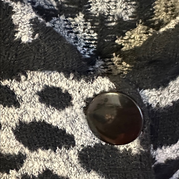 Victoria Lynn Black & Gray Animal Print Cardigan - Picture 6 of 6